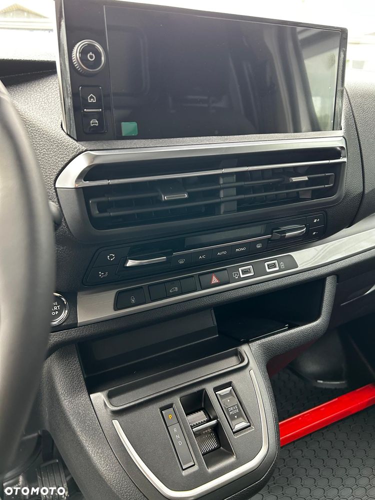 Opel Vivaro - 24