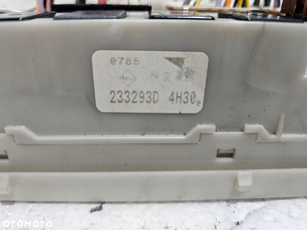 MODUŁ UCH SKRZYNKA BEZPIECZNIKÓW RENAULT CLIO III MODUS 233293D - 3