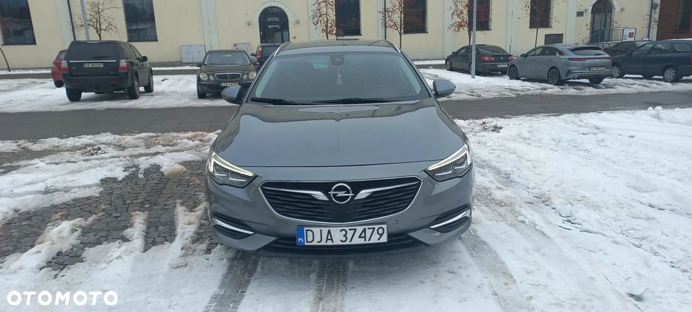 Opel Insignia - 18