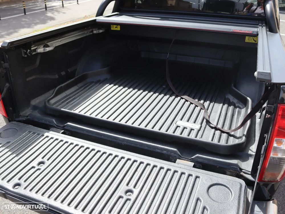 Nissan Navara 3.0 dCi V6 CD LE AT 4WD - 21