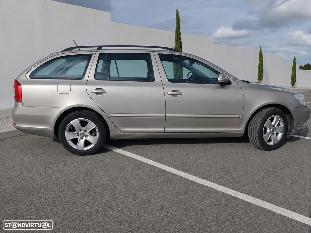 Skoda Octavia Break 1.6 TDi Ambition - 7