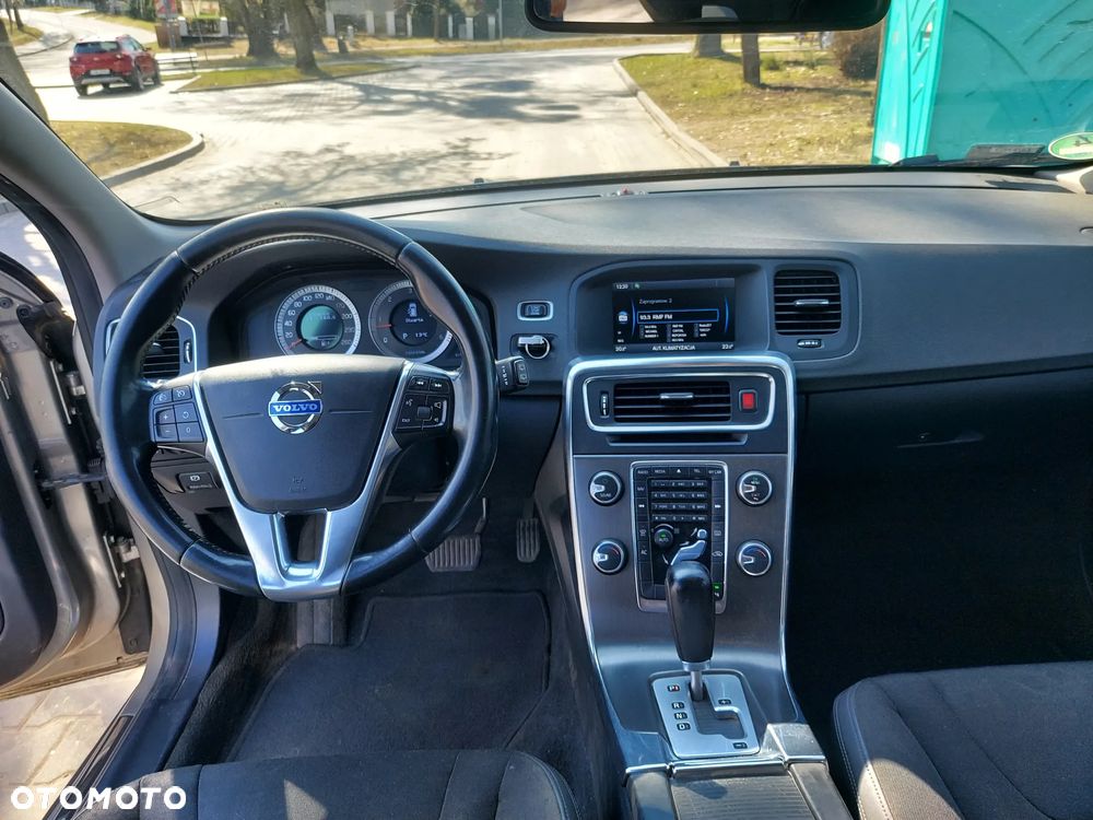 Volvo V60 - 11