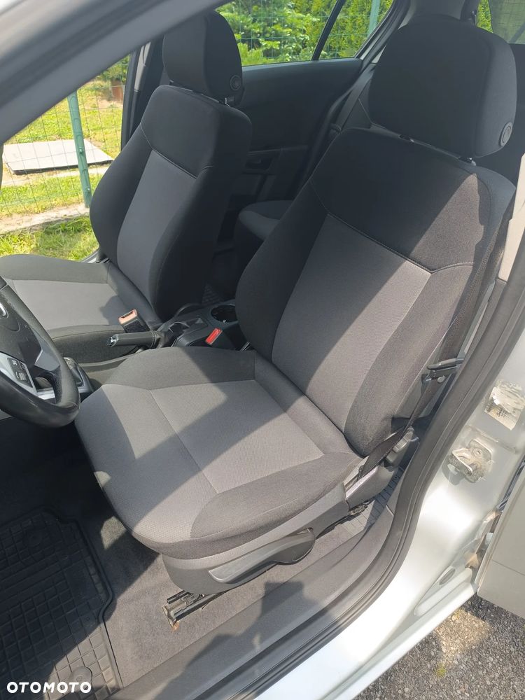 Opel Astra 1.6 - 21