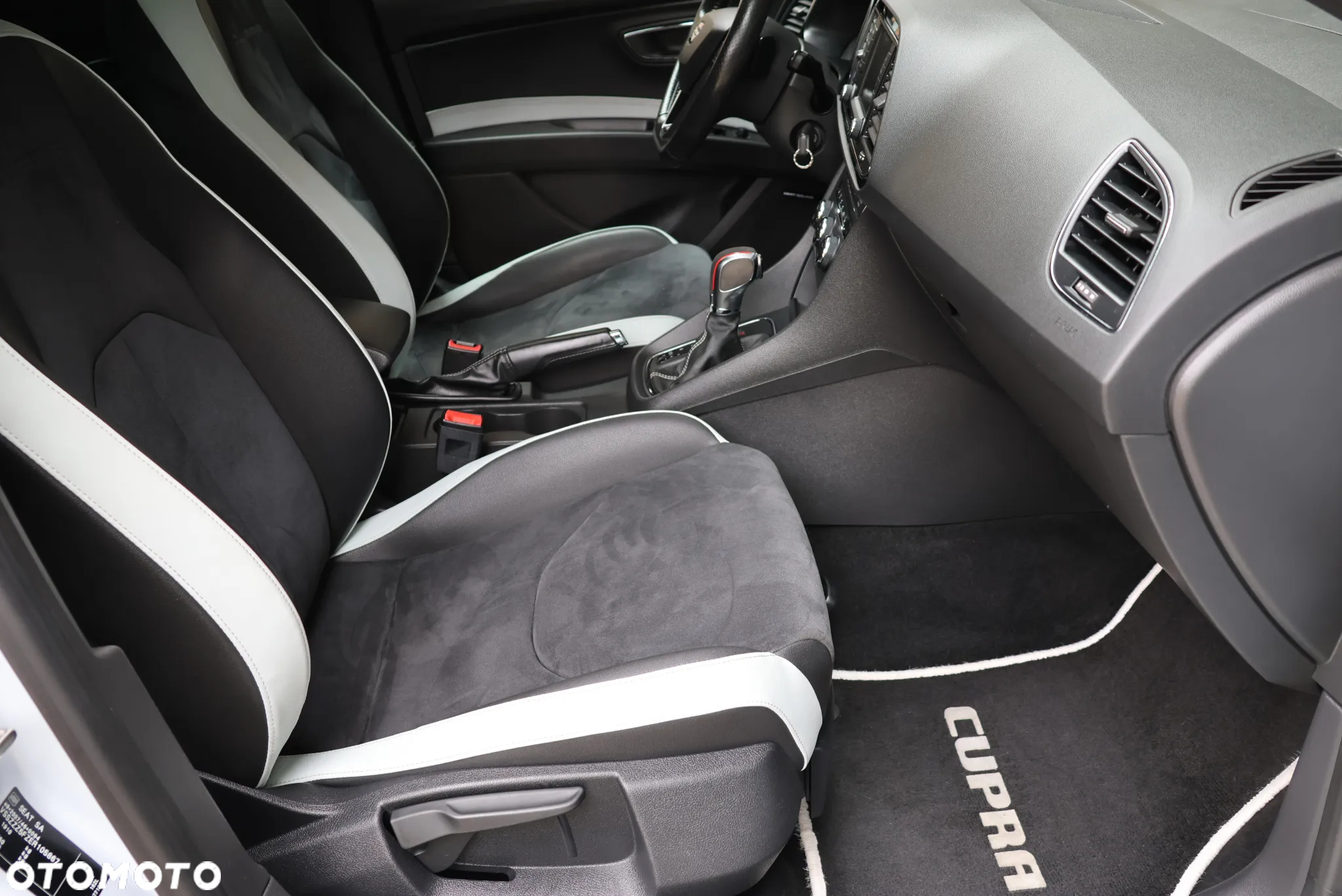 Seat Leon 2.0 TSI Start&Stop DSG Cupra 280 - 16