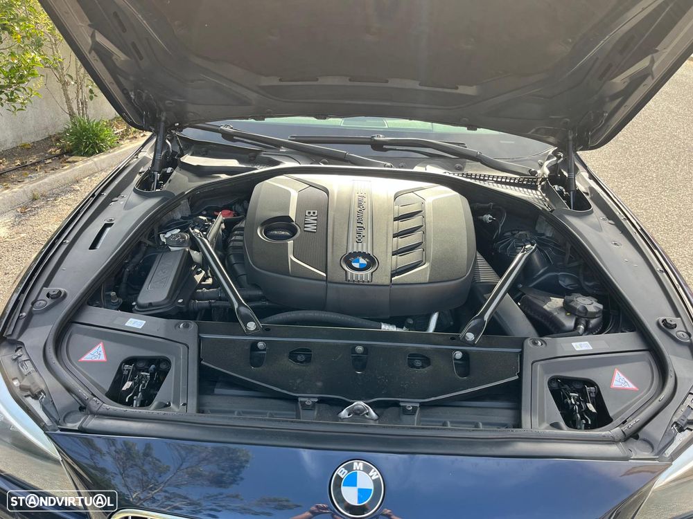 BMW 520 d Line Luxury Auto - 13
