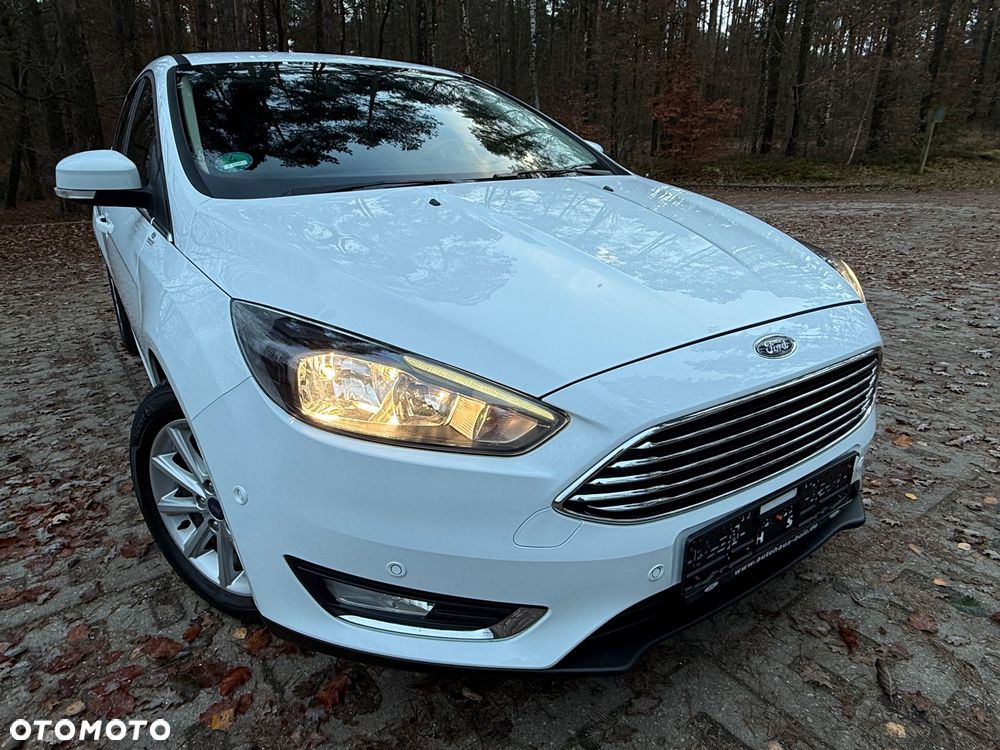 Ford Focus 1.0 EcoBoost Titanium X - 35