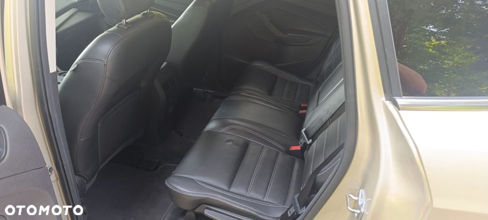 Ford Kuga - 14