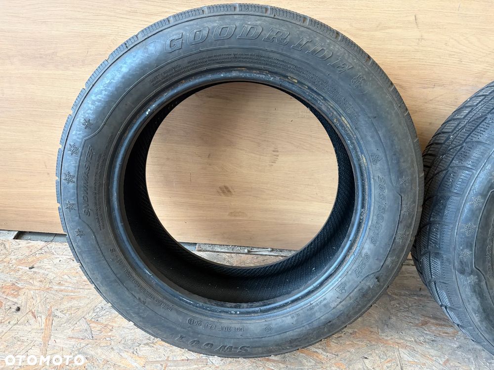 2szt Opony zimowe 205/60R16 GOODRIDE SW601 SNOWMASTER - 3