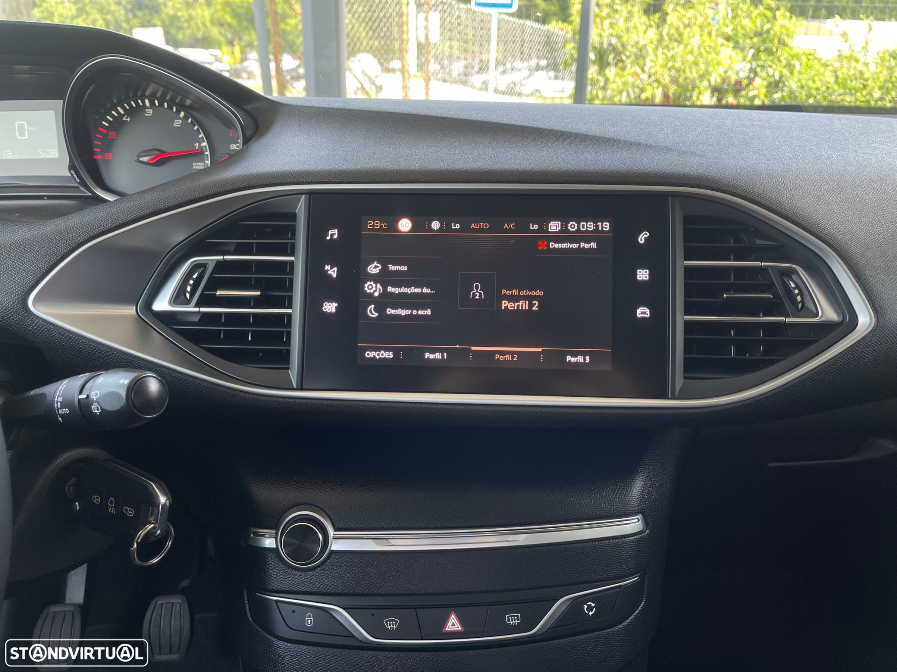 Peugeot 308 SW 1.5 BlueHDi Style - 29