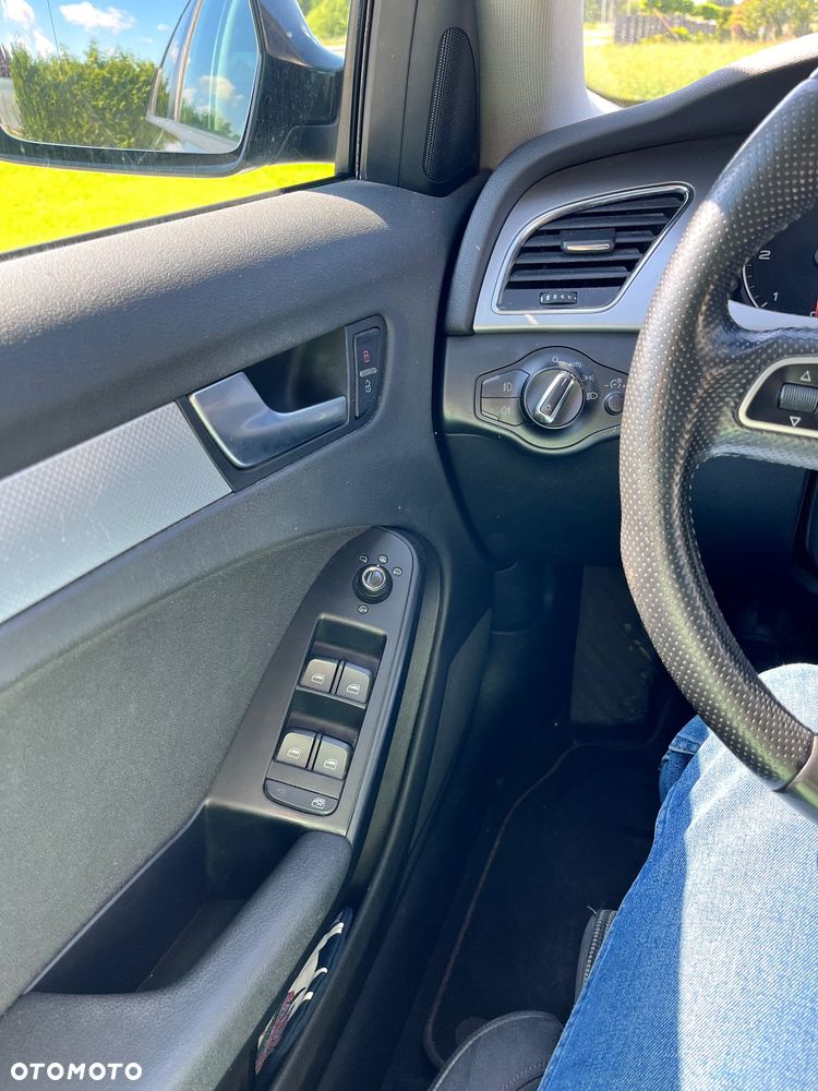 Audi A4 Avant 2.0 TDI - 12