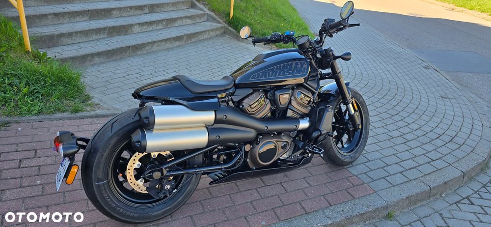 Harley-Davidson Sportster - 1