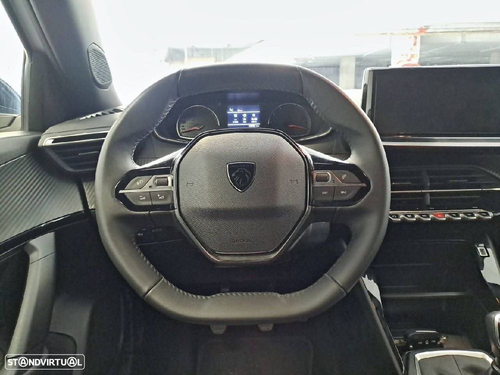 Peugeot 2008 1.2 PureTech Style - 12
