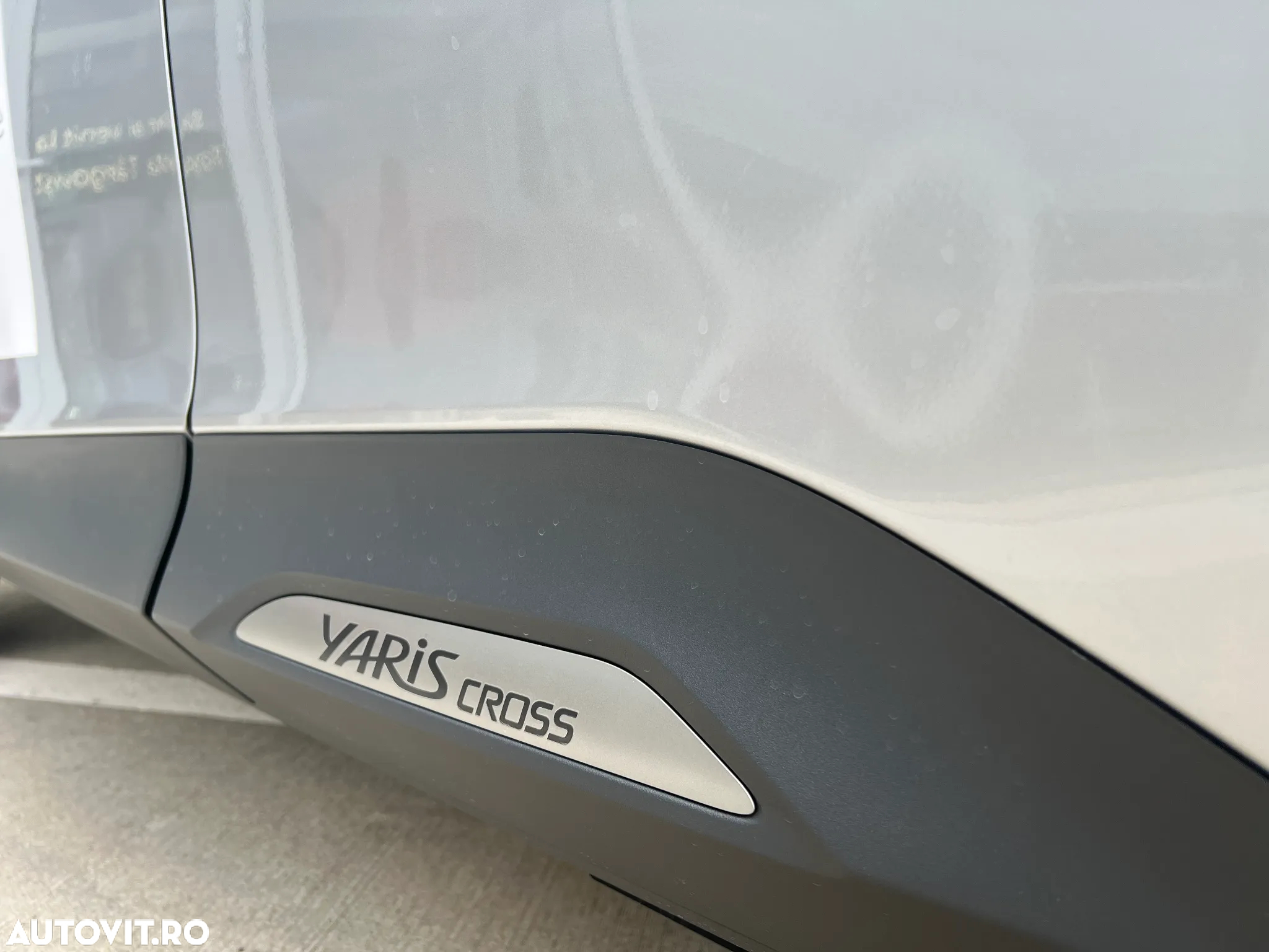 Toyota Yaris Cross 1.5 VVT-i HSD 4x4 Dynamic - 16