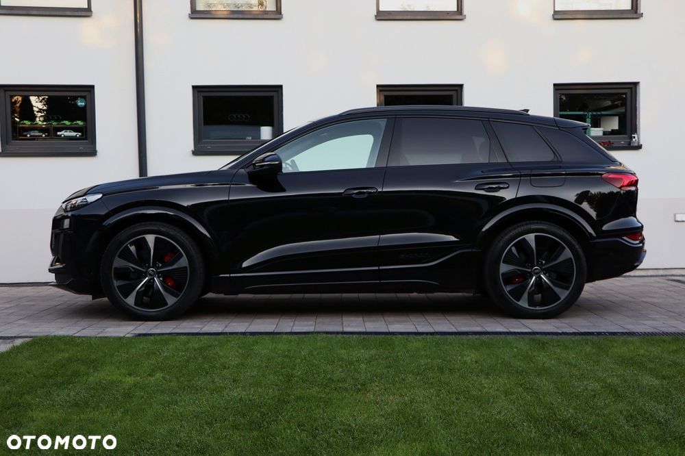 Audi SQ6 e-tron - 14