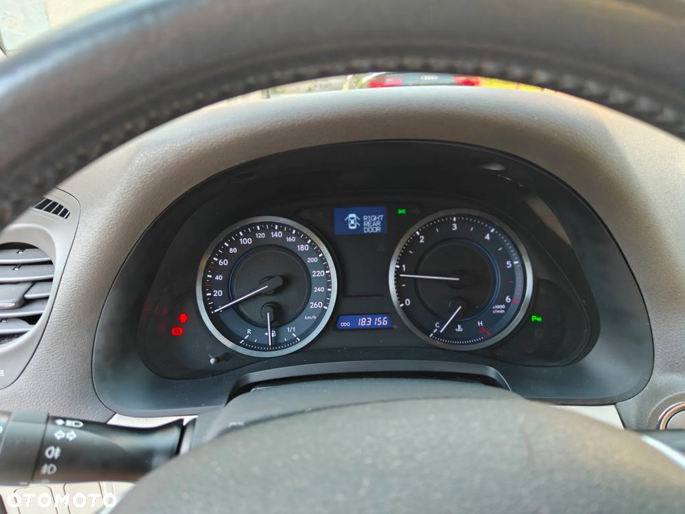 Lexus IS 200 D Elegance - 12