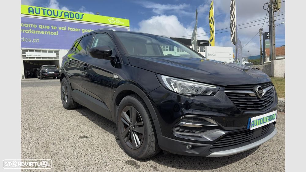 Opel Grandland X 1.2 T Design & Tech - 3