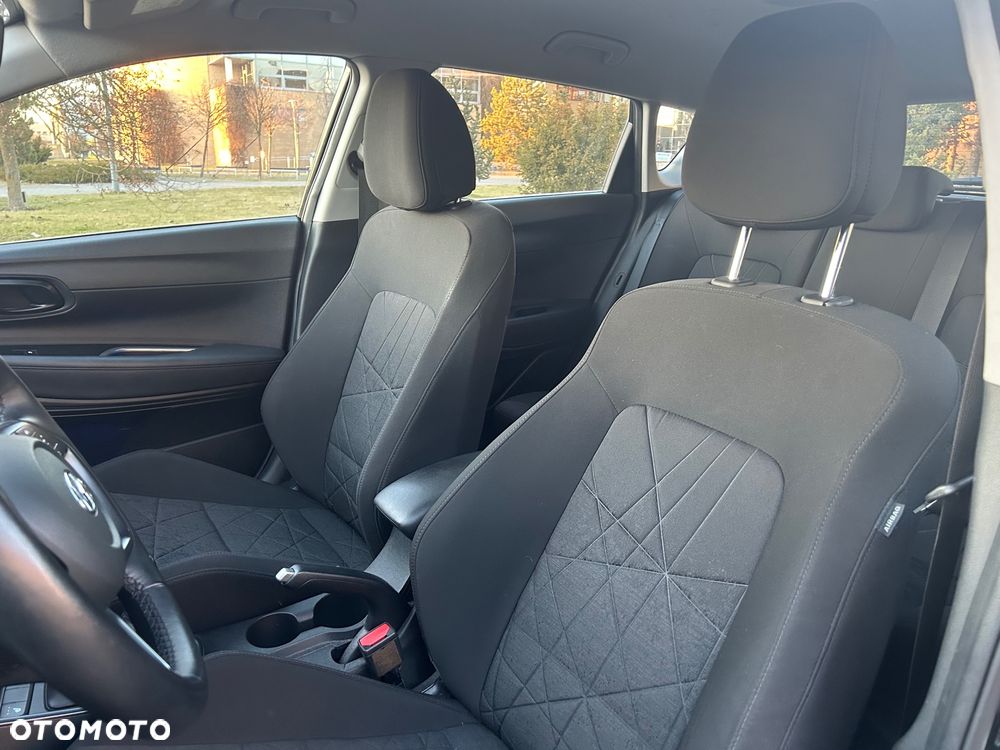 Hyundai Bayon 1.2 Smart - 13