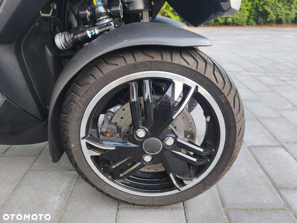 Peugeot Metropolis - 15