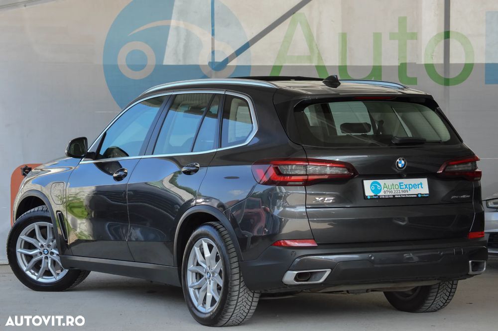 BMW X5 xDrive45e xLine - 36