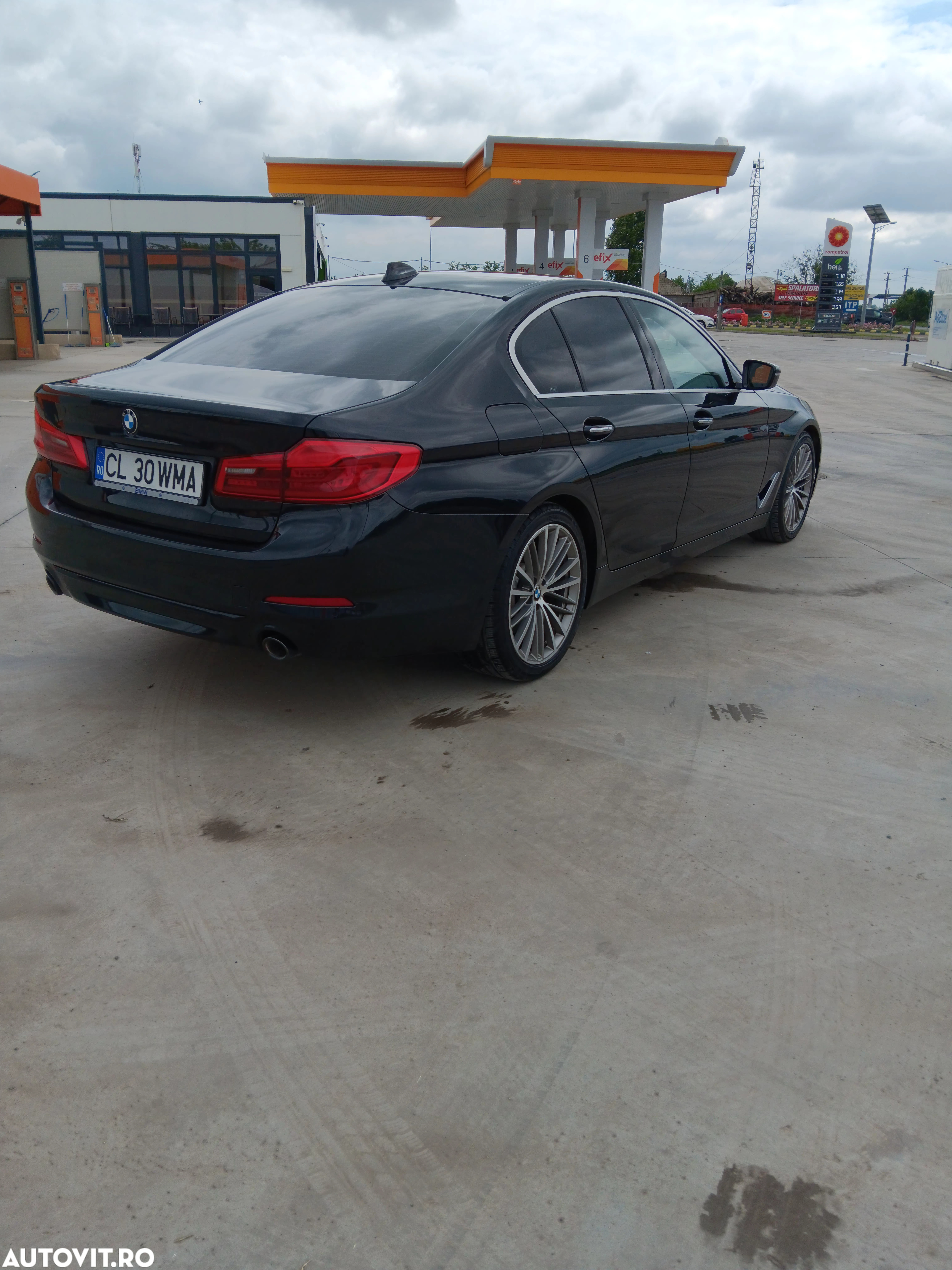 BMW Seria 5 520d AT MHEV - 2
