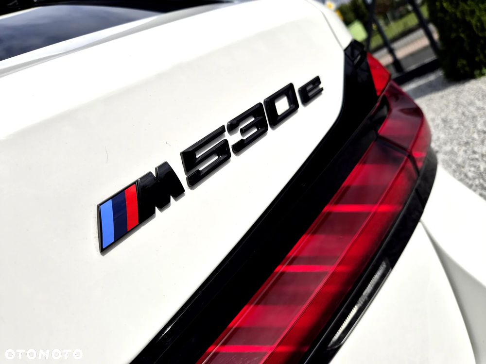 BMW Seria 5 530e xDrive M Sport sport - 27