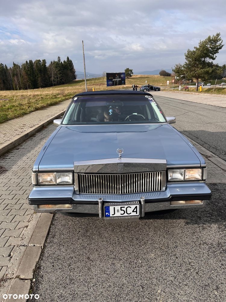 Cadillac Deville - 9