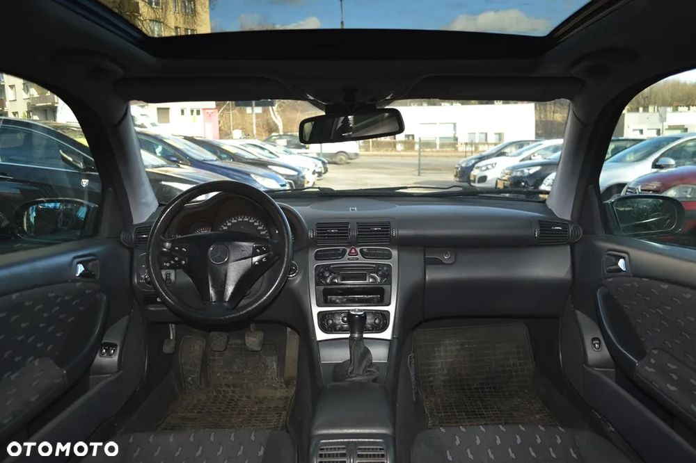 Mercedes-Benz Klasa C 180 - 25