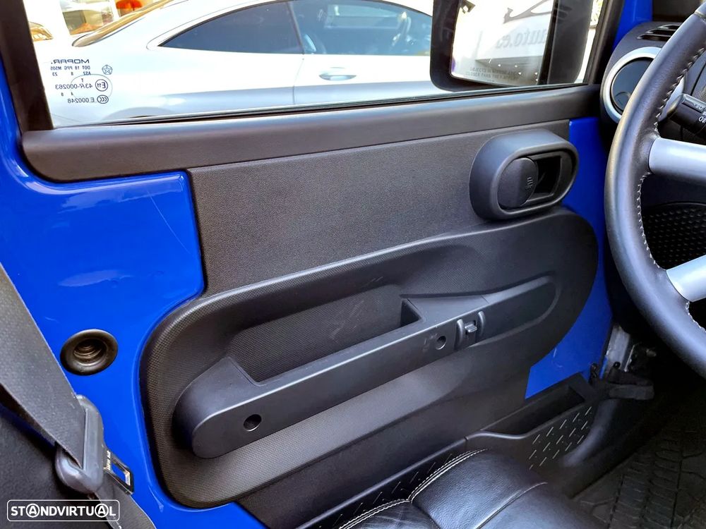 Jeep Wrangler 2.8 CRD ATX Sport - 12