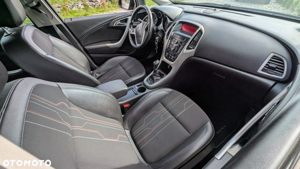 Opel Astra - 4