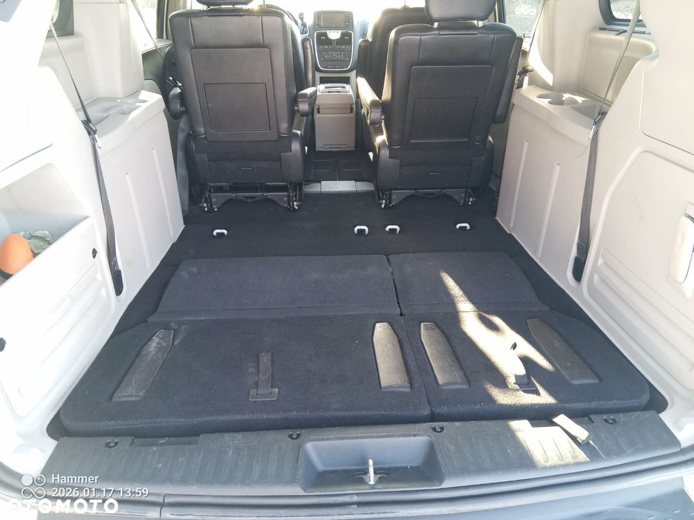 Chrysler Town & Country 3.6 Touring - 12