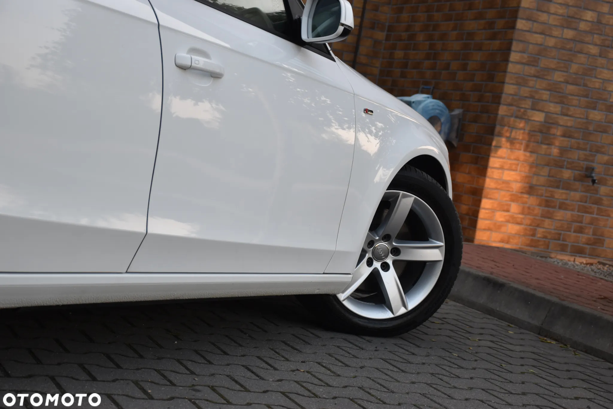 Audi A4 Avant 2.0 TDI DPF Ambiente - 34