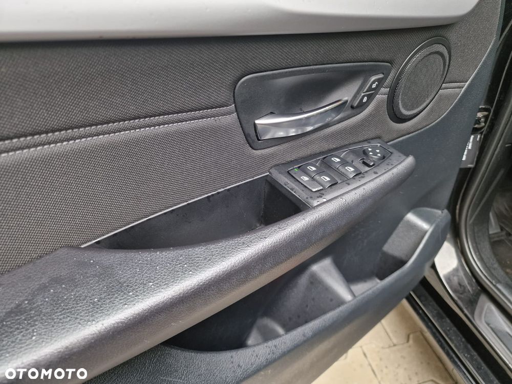 BMW Seria 2 218d Sport-Aut Advantage - 20