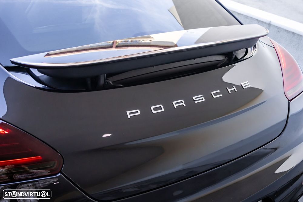 Porsche Panamera Platinum Edition - 13