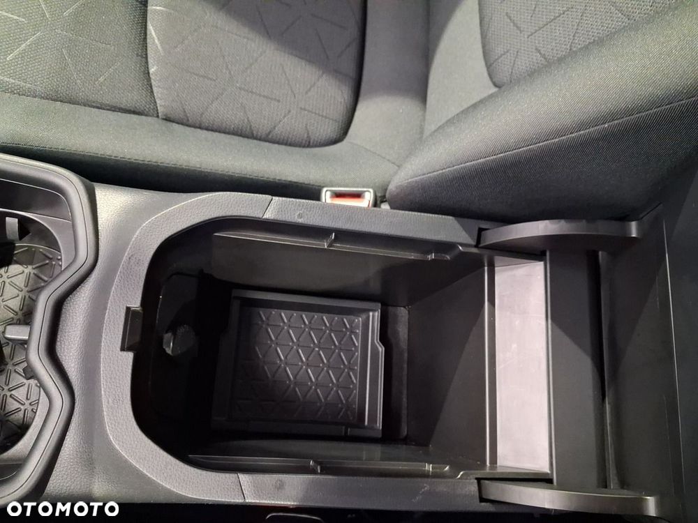 Toyota RAV4 - 30