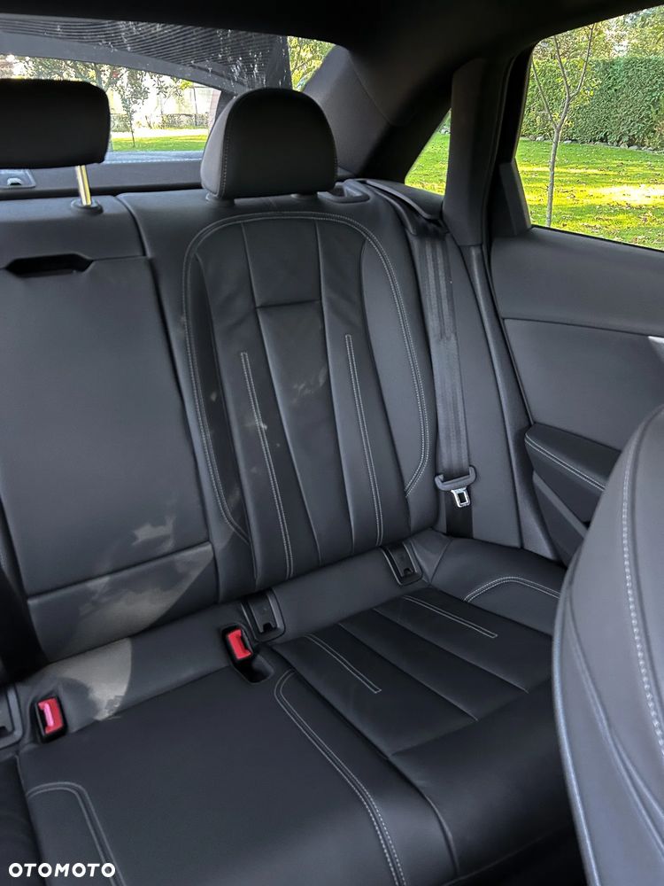 Audi A4 Limousine - 6