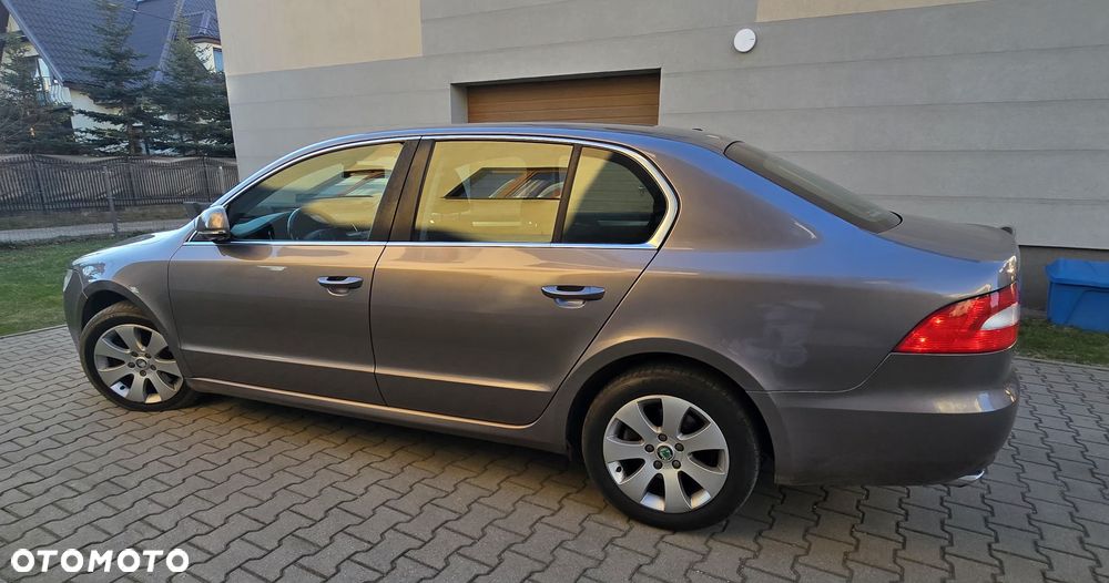 Skoda Superb 1.8 TSI Ambition - 30