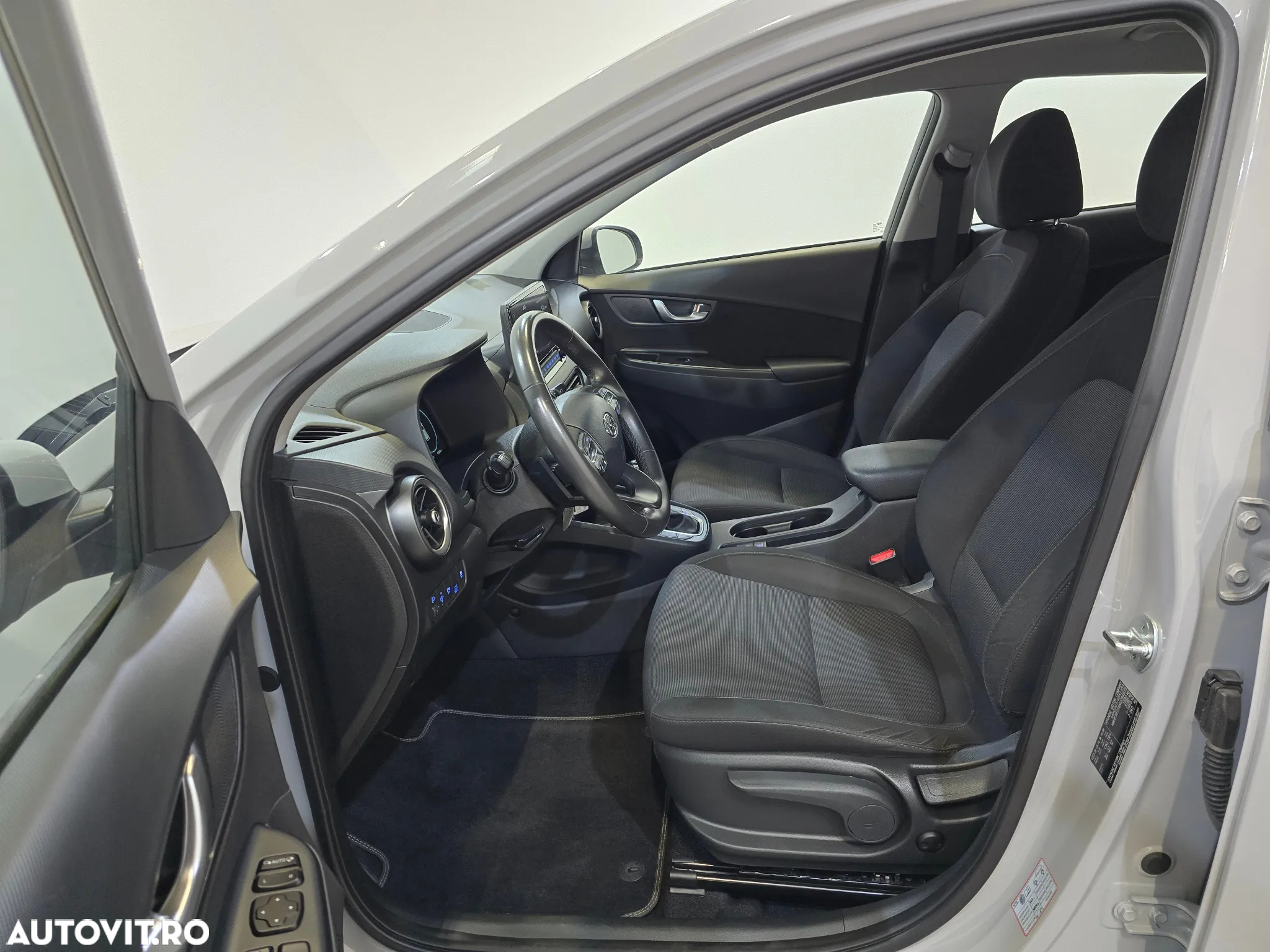 Hyundai KONA Hybrid 1.6 GDI 141 CP 2WD 6DCT Highway - 7