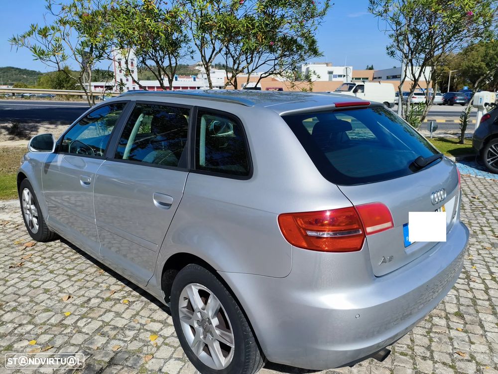 Audi A3 Sportback 1.6 TDI Sport - 4