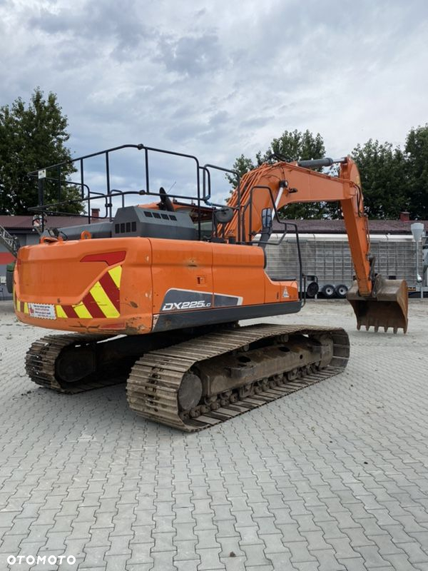 Doosan DX225LC