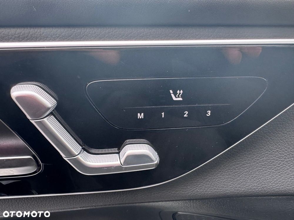 Mercedes-Benz GLC 200 mHEV 4-Matic AMG Line - 24