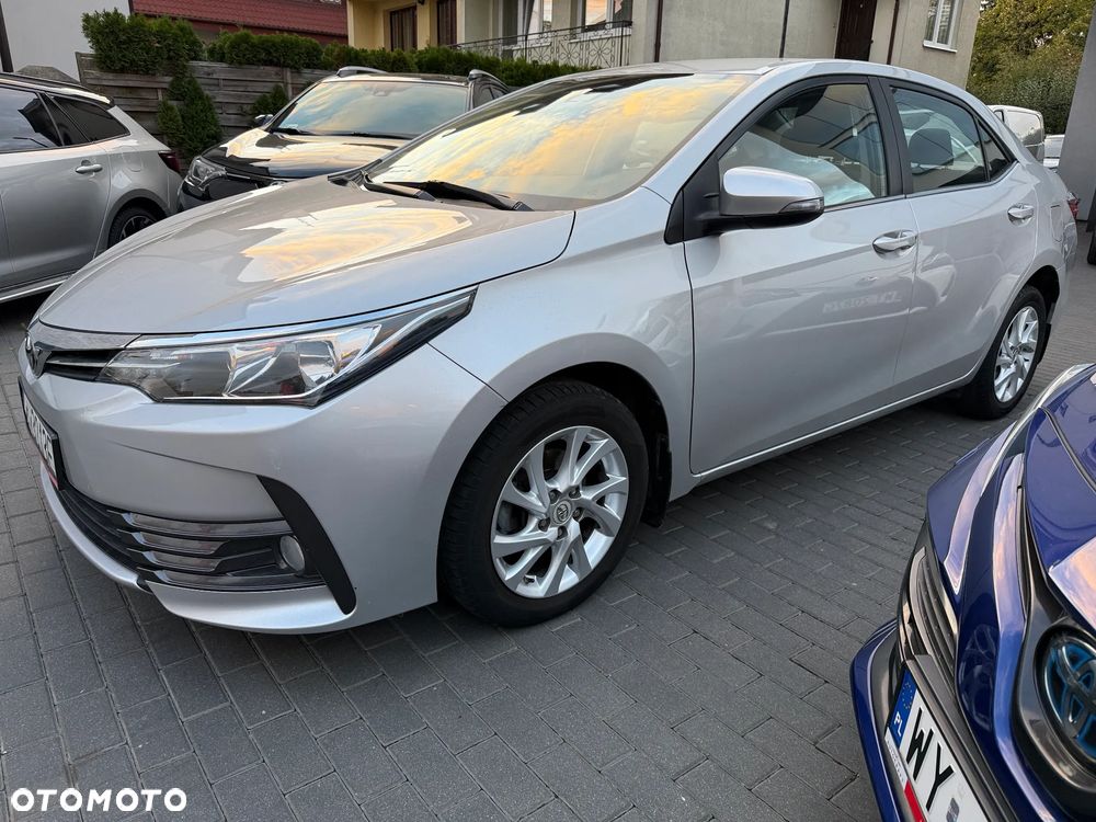 Toyota Corolla 1.6 Comfort - 3