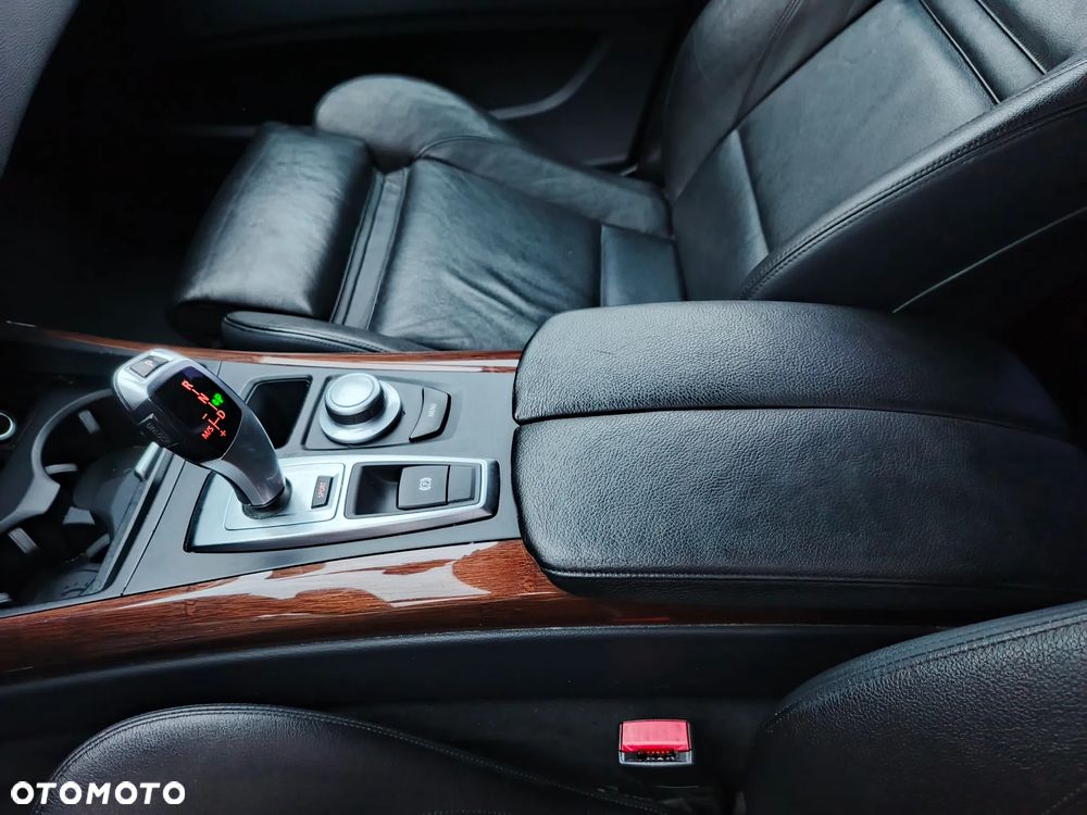 BMW X5 xDrive30d - 14