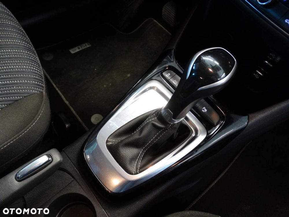 Opel Crossland X 1.2 T 120 Lat S&S - 35