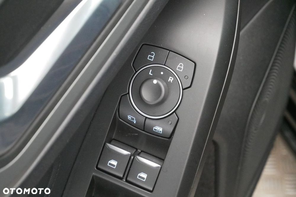 Ford Focus - 28