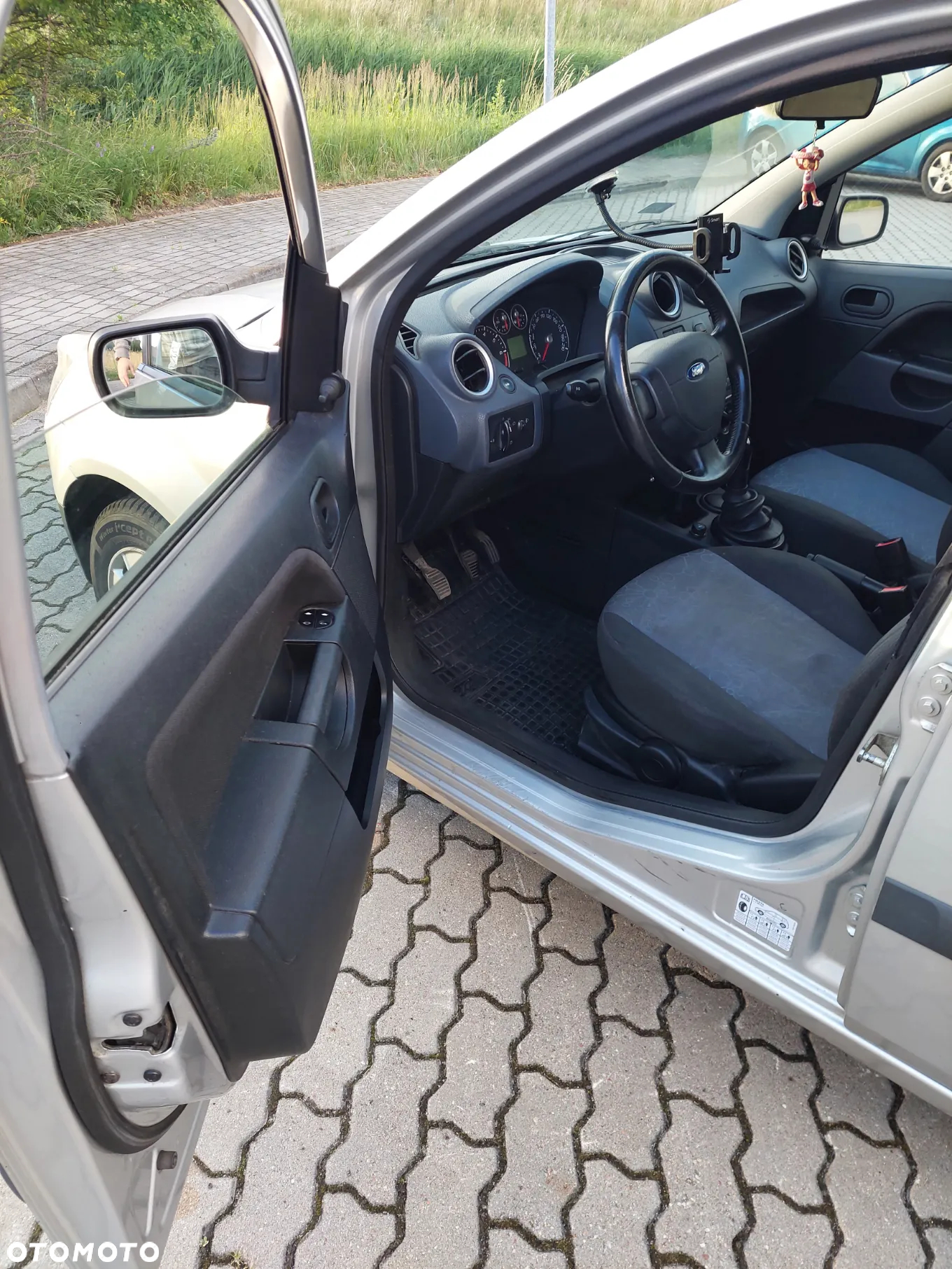 Ford Fiesta 1.3 - 6