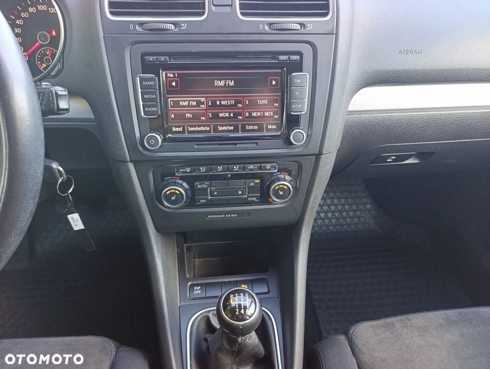 Volkswagen Golf 1.4 TSI Highline - 17