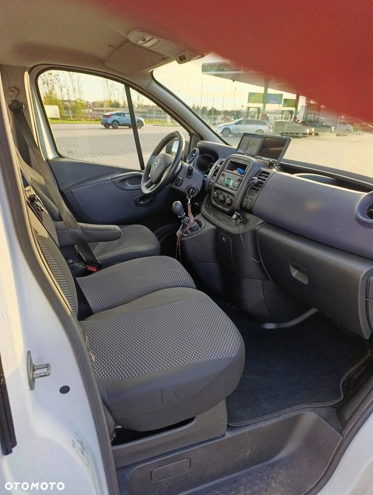 Opel Vivaro - 14