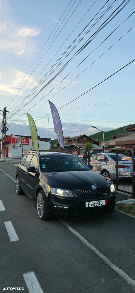 Skoda Octavia 2.0 TDI DSG RS - 17