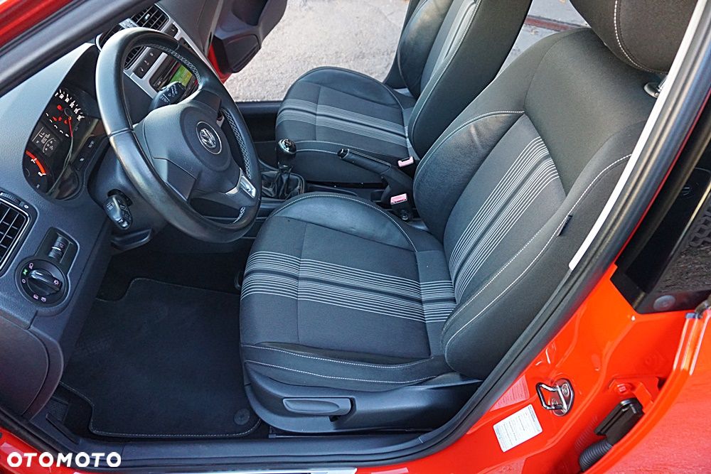 Volkswagen Polo 1.2 MATCH - 19