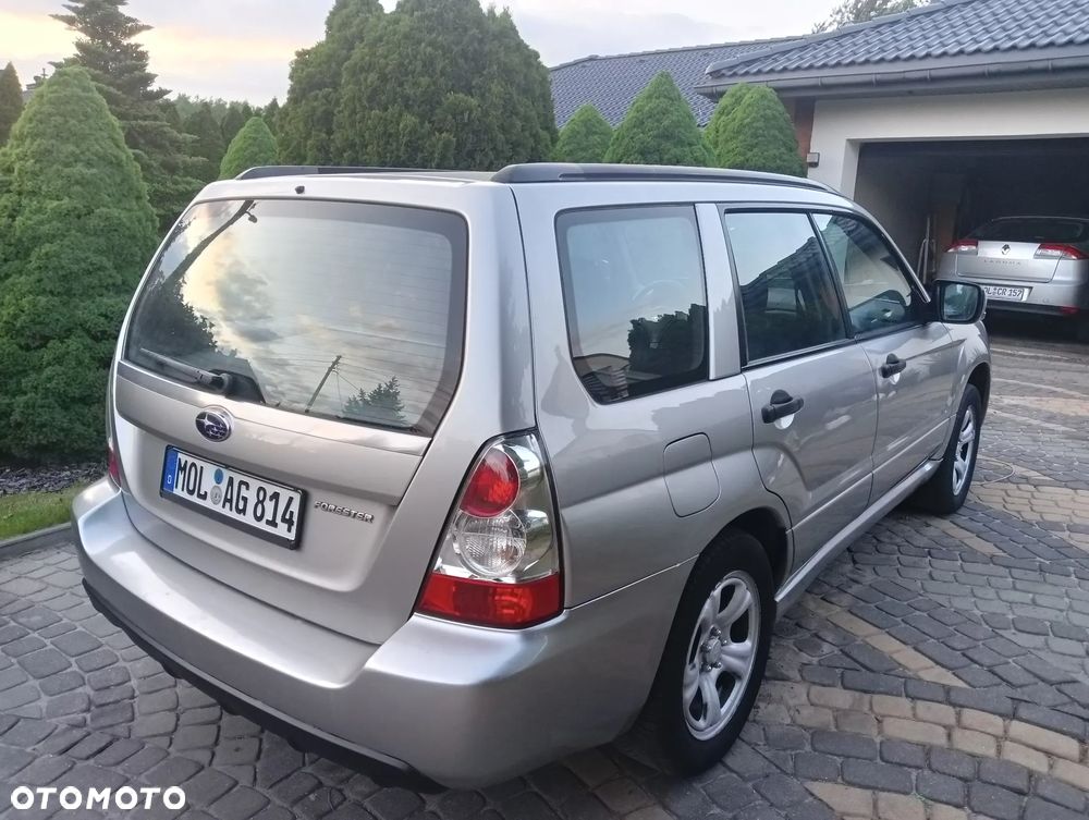 Subaru Forester 2.0X Plus - 2